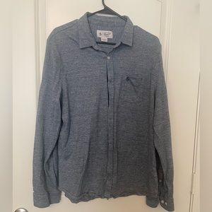 An Original Penguin Munsingwear Button Down Large Shirt